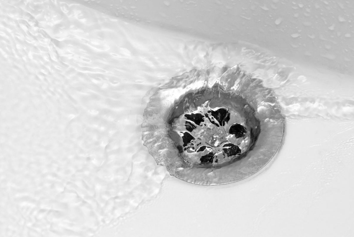 How to unclog a shower drain
